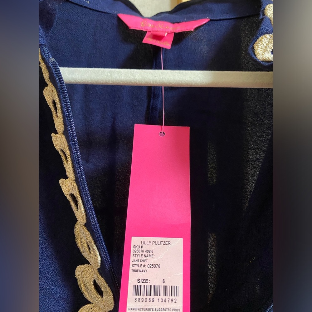 NWT Lilly Pulitzer Jane Shift Dress Preppy True Navy Blue
Coastal Beachy Size 6 - Picture 5 of 9